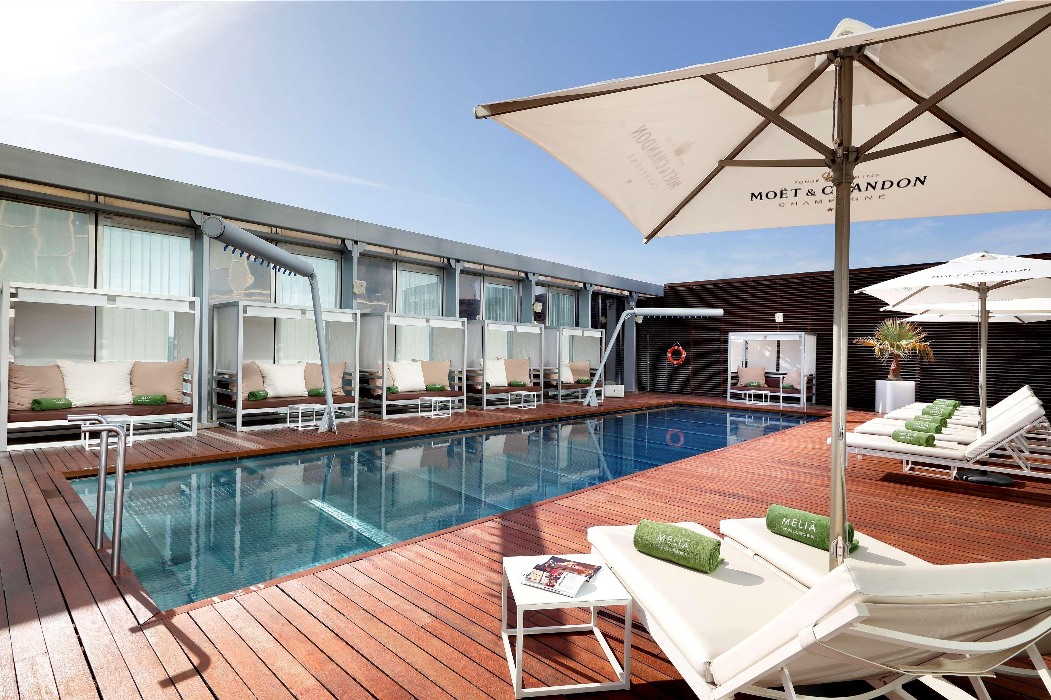 Отель Melia Barcelona Sky 4* Sup Экстерьер фото