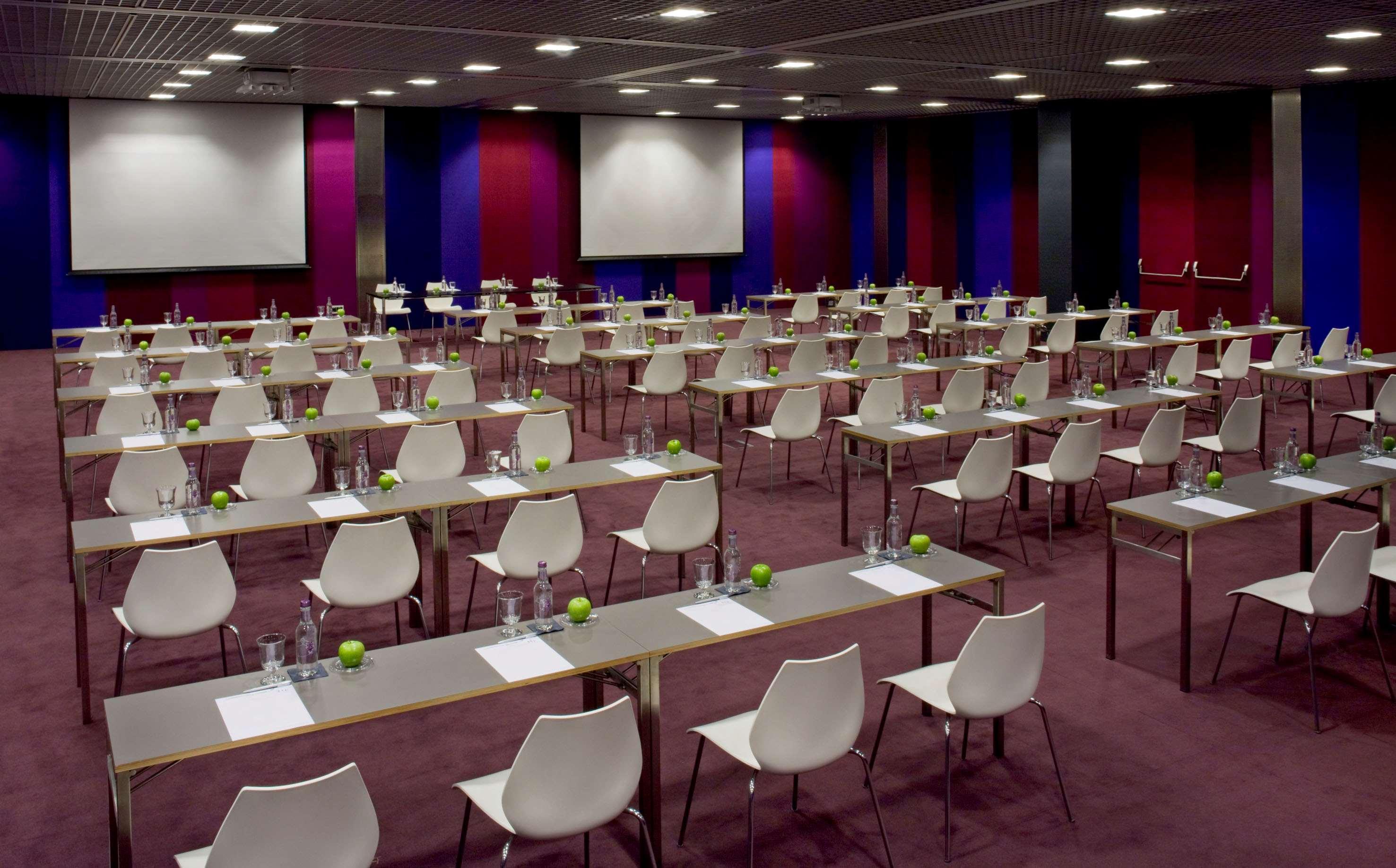 Отель Melia Barcelona Sky 4* Sup Удобства фото