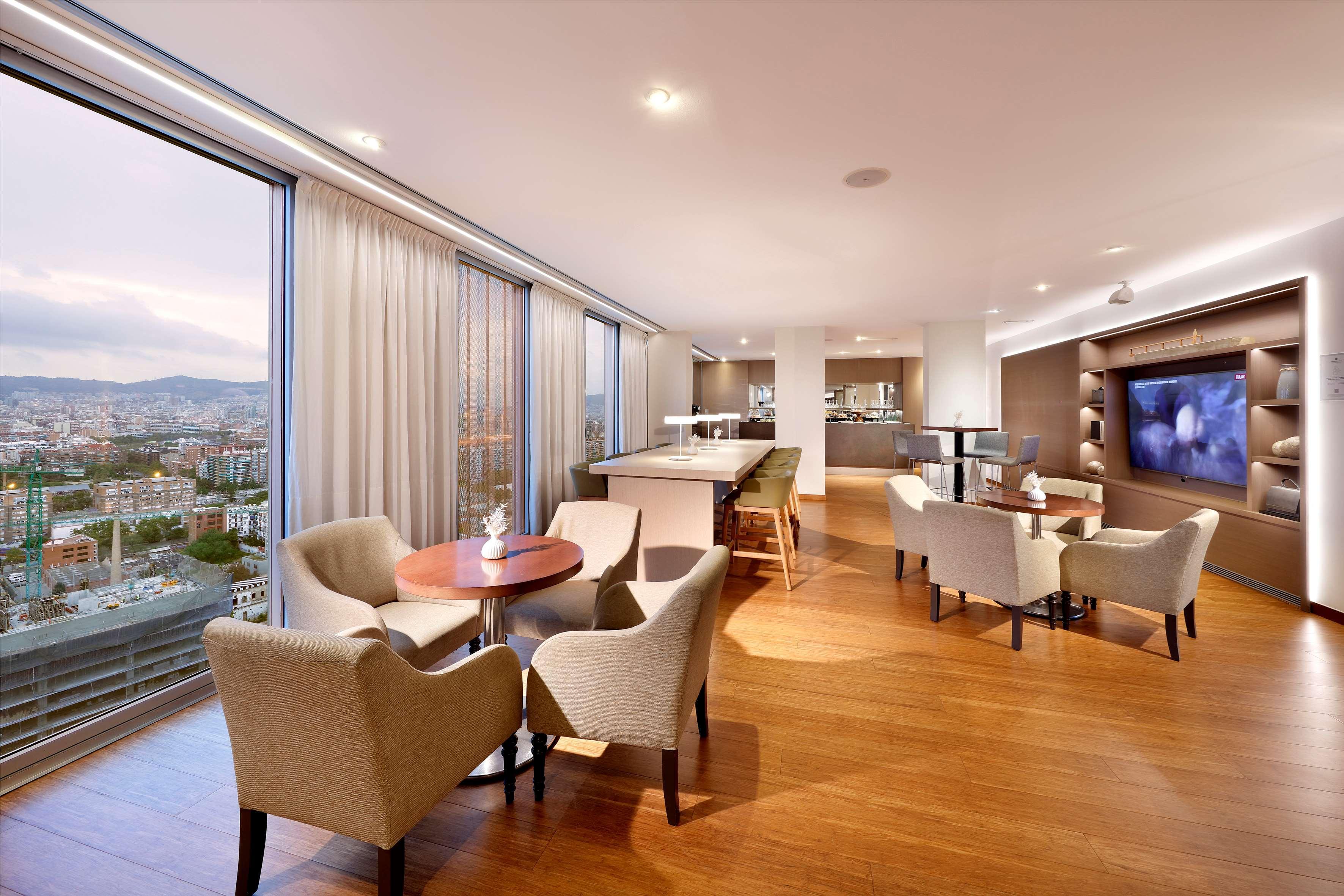 Отель Melia Barcelona Sky 4* Sup Экстерьер фото
