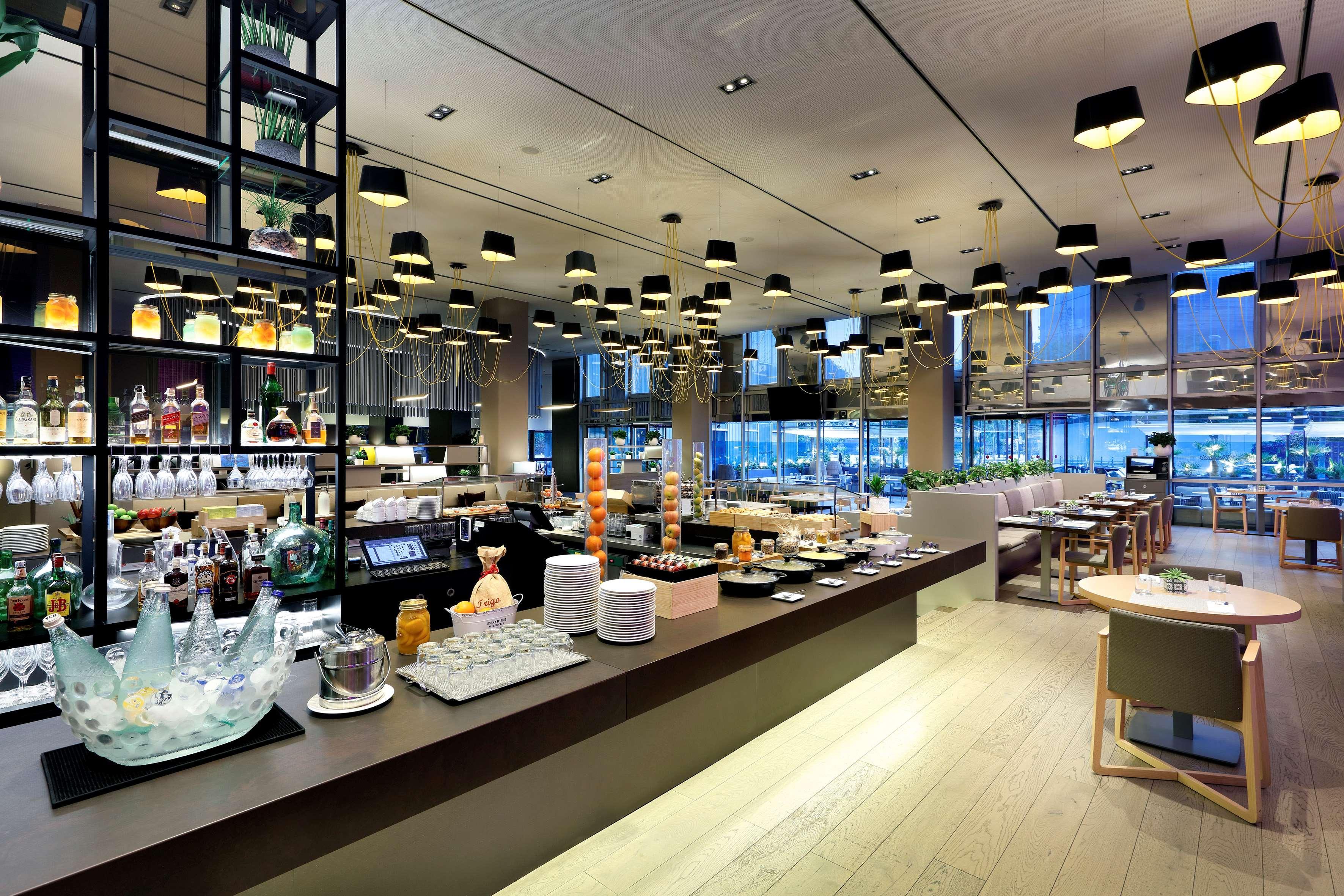 Отель Melia Barcelona Sky 4* Sup Экстерьер фото