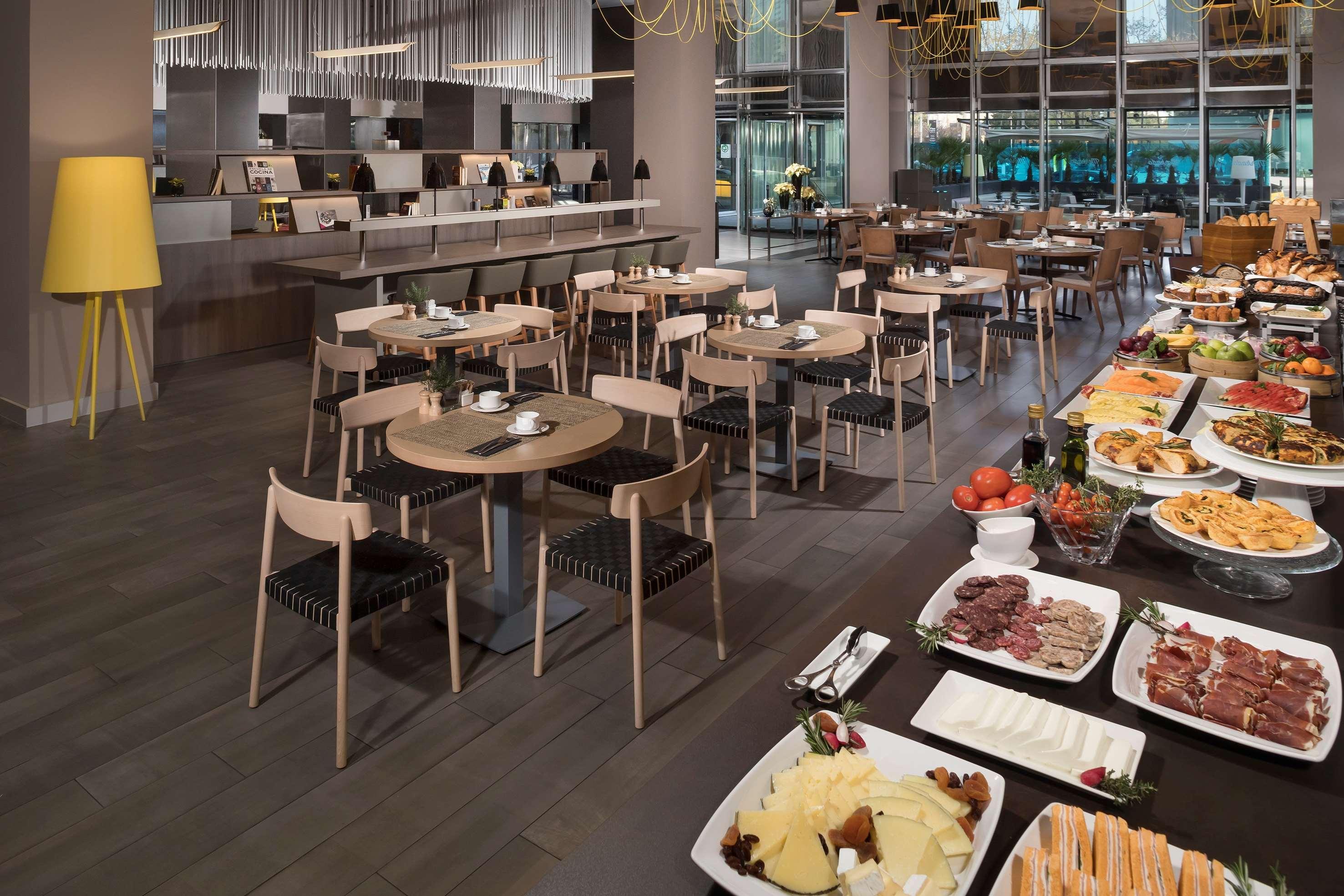Отель Melia Barcelona Sky 4* Sup Экстерьер фото