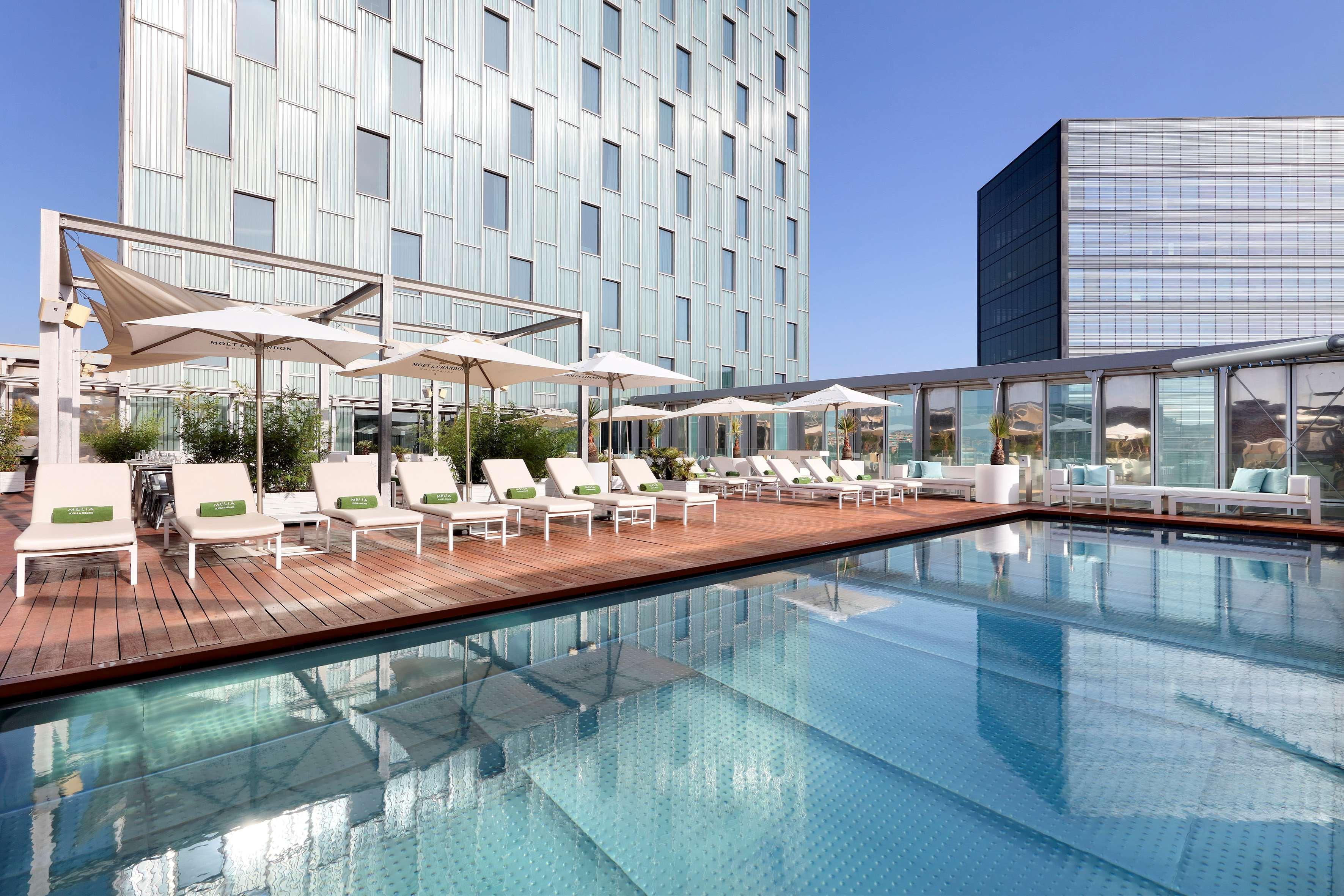 Отель Melia Barcelona Sky 4* Sup Экстерьер фото